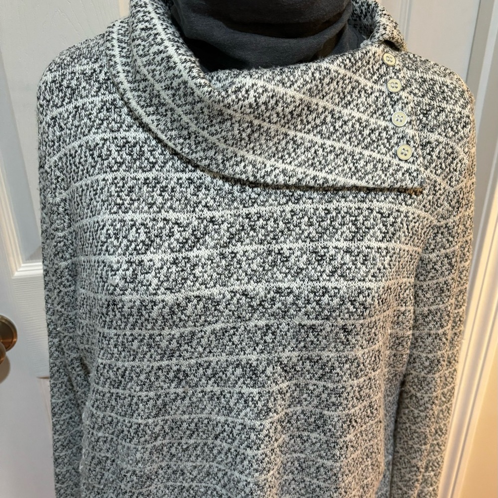 Talbots Gray & White Tunic Size L
